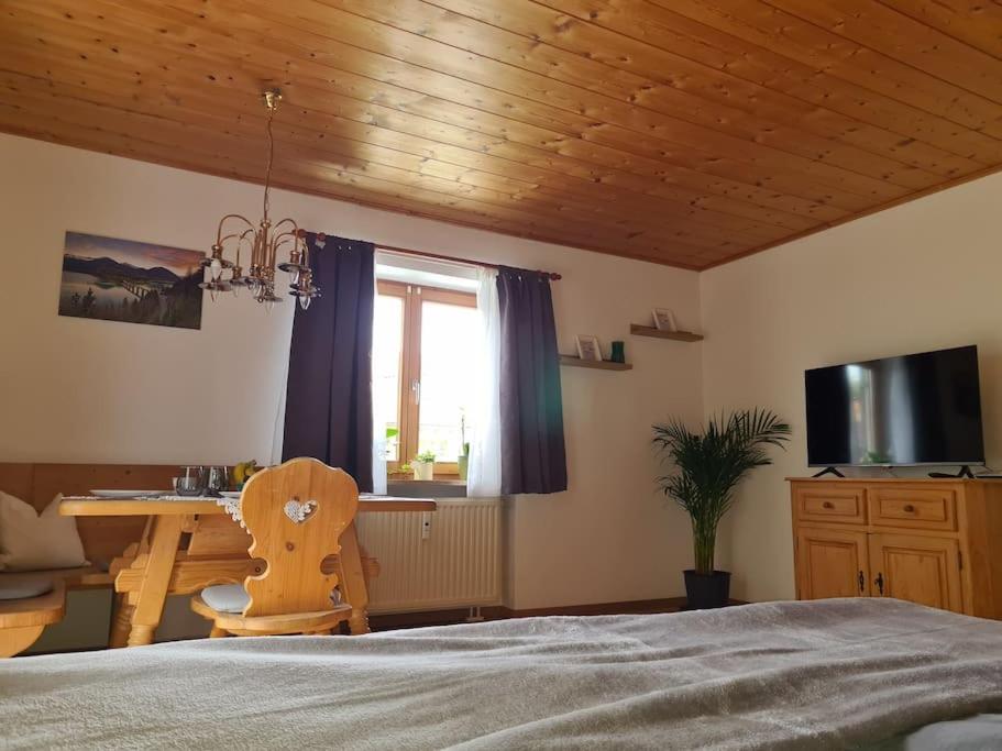 Ruhige Ferienwohnung In Bad Toelz Eksteriør billede